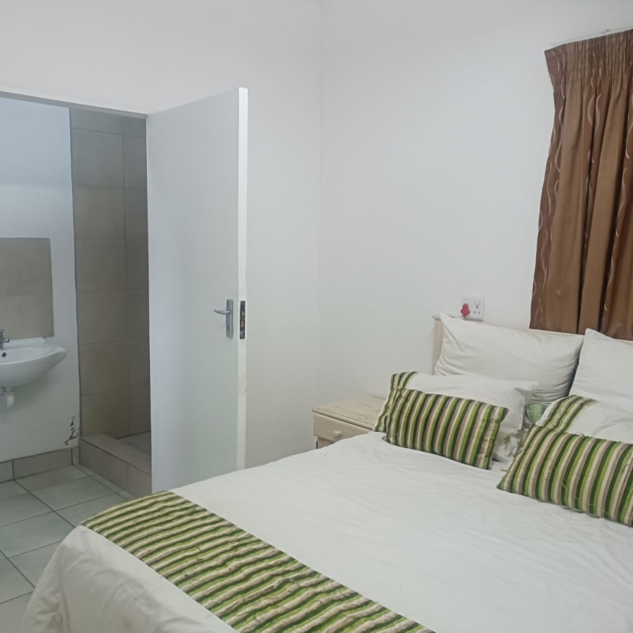 4 Bedroom Property for Sale in Beacon Bay Eastern Cape